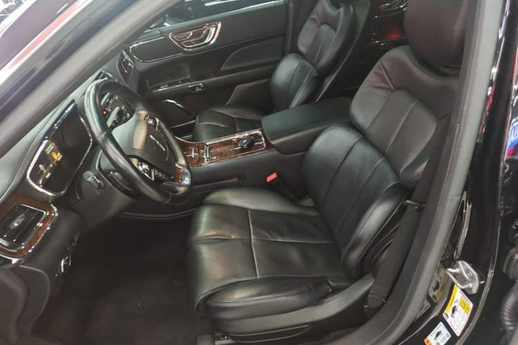 Used Lincoln Continental 2019 2.0T Two-Wheel Drive Luxury Edition China VI Standard Left Front Seat