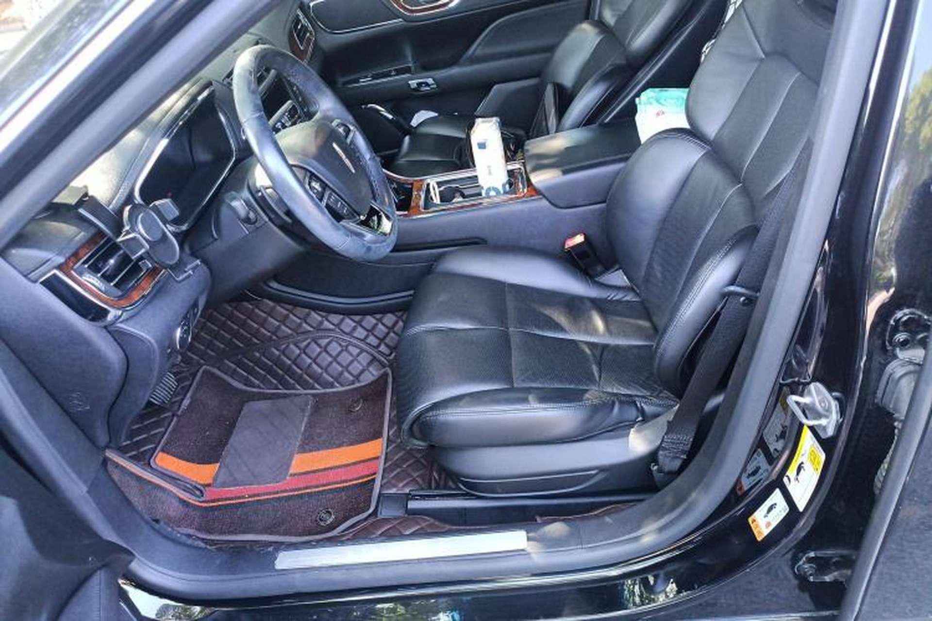 Used Lincoln Continental 2019 2.0T Two-Wheel Drive Luxury Edition China VI Standard Left Front Seat