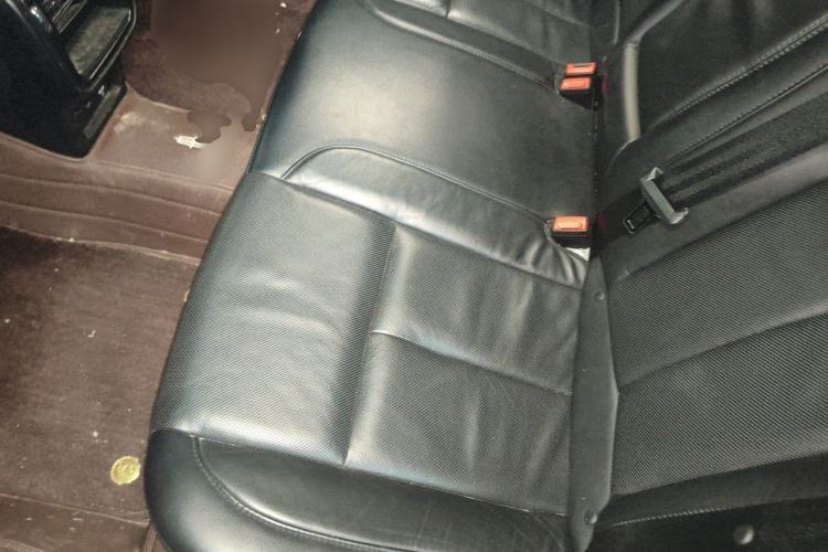 Used Lincoln Continental 2019 2.0T Two-Wheel Drive Luxury Edition China VI Standard Left Rear Seat