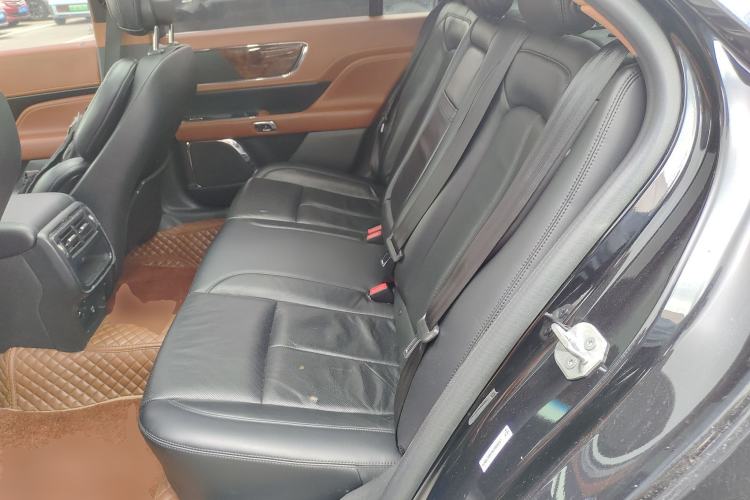 Used Lincoln Continental 2019 2.0T Two-Wheel Drive Luxury Edition China VI Standard Left Rear Seat
