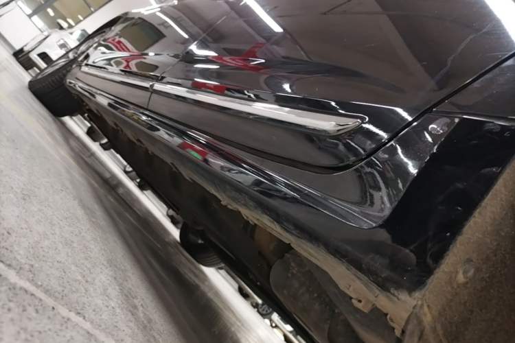 Used Lincoln Continental 2019 2.0T Two-Wheel Drive Luxury Edition China VI Standard Left Side Sill