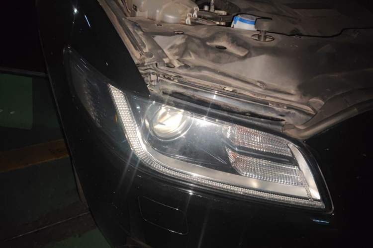 Used Lincoln Continental 2019 2.0T Two-Wheel Drive Luxury Edition China V Standard Right Front Headlight
