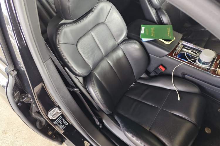 Used Lincoln Continental 2019 2.0T Two-Wheel Drive Luxury Edition China VI Standard Right Front Seat