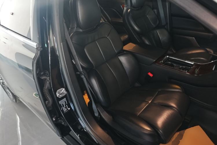 Used Lincoln Continental 2019 2.0T Two-Wheel Drive Prestige Version China VI Standard Right Front Seat