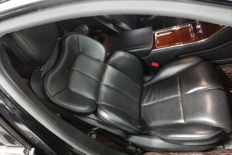 Used Lincoln Continental 2019 2.0T Two-Wheel Drive Luxury Edition China VI Standard Right Front Seat