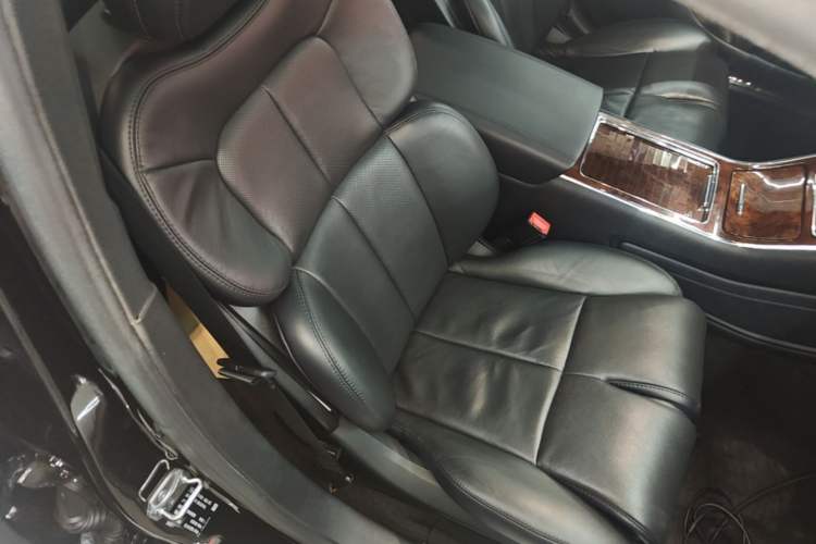Used Lincoln Continental 2019 2.0T Two-Wheel Drive Luxury Edition China VI Standard Right Front Seat