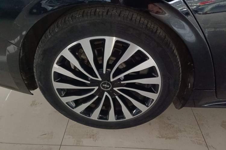 Used Lincoln Continental 2019 2.0T Two-Wheel Drive Prestige Version China VI Standard Right Rear Wheel Hub