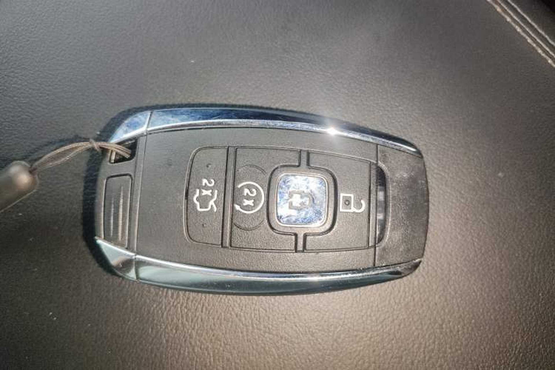 Used Lincoln Continental 2019 2.0T Two-Wheel Drive Prestige Version China VI Standard Vehicle Key