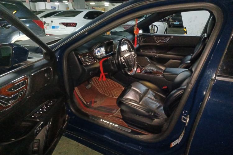 Used Lincoln Continental 2019 2.0T Two-Wheel Drive Prestige Version China VI Standard Driver Seat