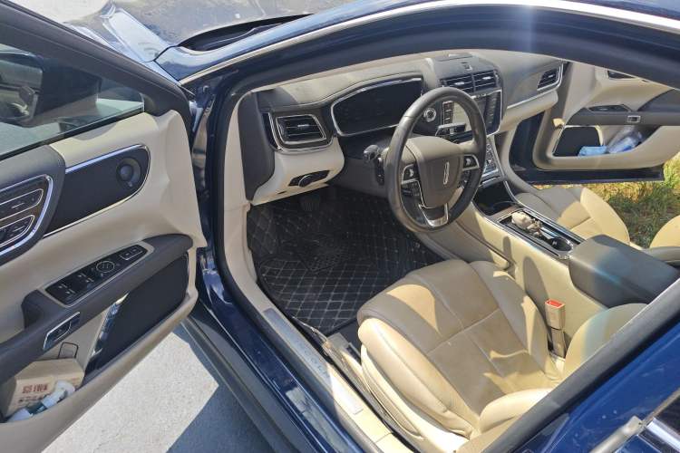 Used Lincoln Continental 2019 2.0T Two-Wheel Drive Prestige Version China VI Standard Driver Seat