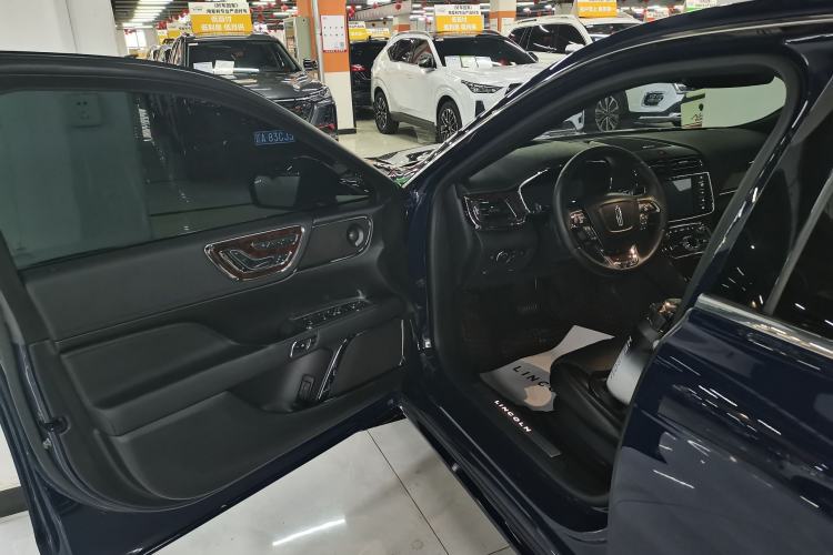 Used Lincoln Continental 2019 2.0T Two-Wheel Drive Prestige Version China VI Standard Driver Seat