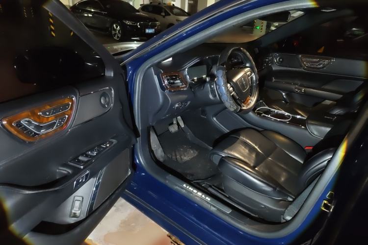 Used Lincoln Continental 2019 2.0T Two-Wheel Drive Prestige Version China VI Standard Driver Seat