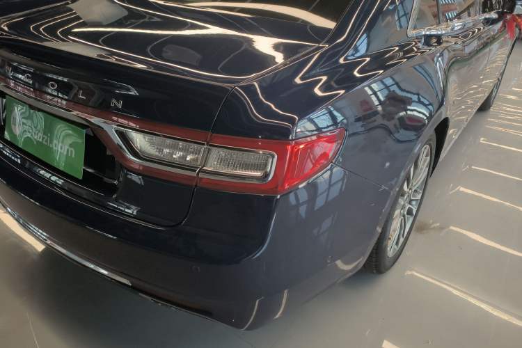 Used Lincoln Continental 2019 2.0T Two-Wheel Drive Prestige Version China VI Standard Exterior 3