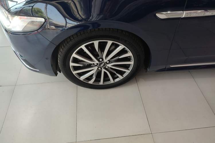 Used Lincoln Continental 2019 2.0T Two-Wheel Drive Prestige Version China VI Standard Exterior 4