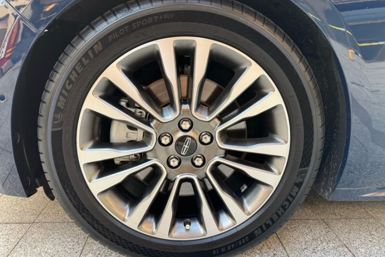 Used Lincoln Continental 2019 2.0T Two-Wheel Drive Prestige Version China VI Standard Exterior 7
