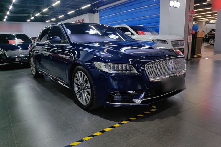 Used Lincoln Continental 2019 2.0T Two-Wheel Drive Prestige Version China VI Standard Front Right 45 Deg