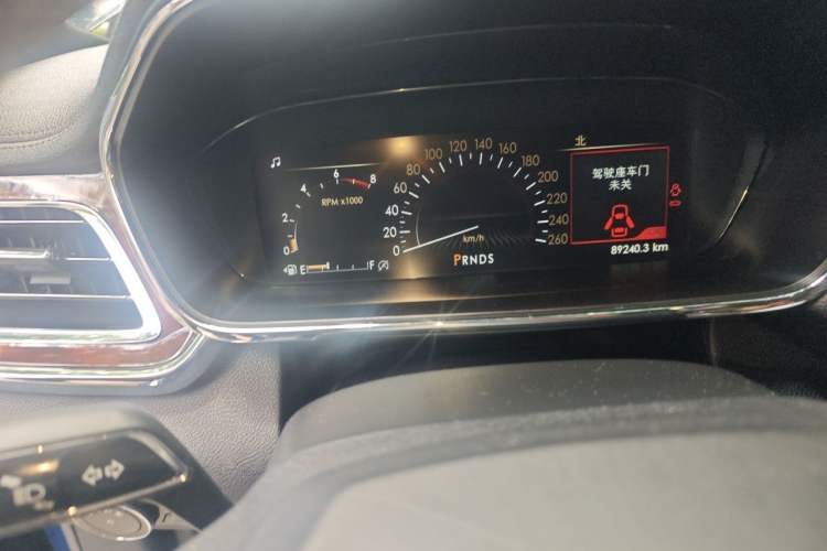 Used Lincoln Continental 2019 2.0T Two-Wheel Drive Prestige Version China VI Standard Instrument Cluster