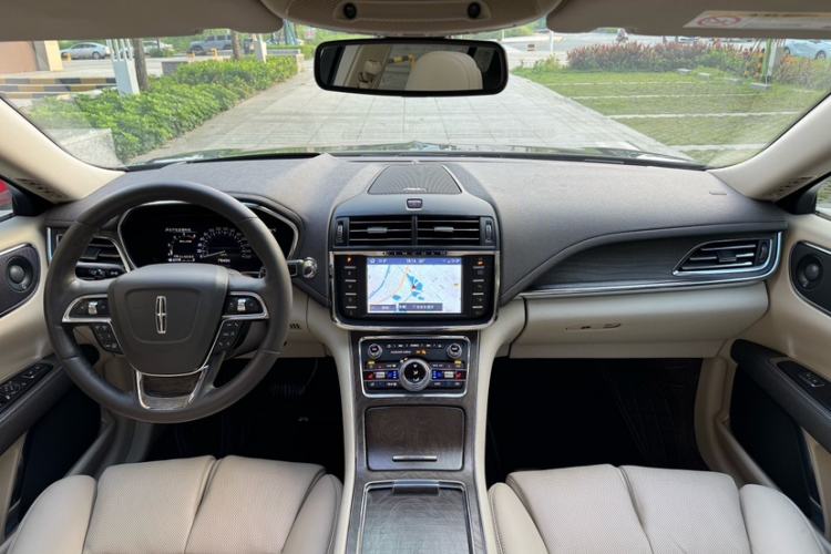 Used Lincoln Continental 2019 2.0T Two-Wheel Drive Prestige Version China VI Standard Interior 1
