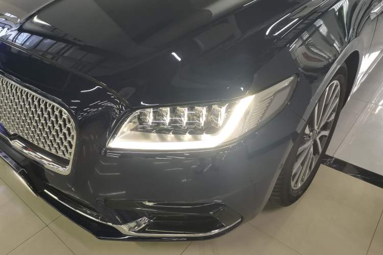 Used Lincoln Continental 2019 2.0T Two-Wheel Drive Prestige Version China VI Standard Left Front Headlight