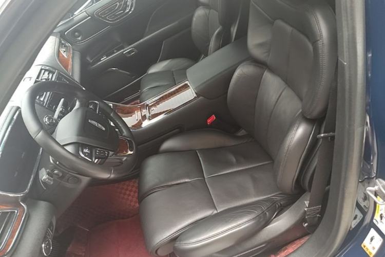 Used Lincoln Continental 2019 2.0T Two-Wheel Drive Prestige Version China VI Standard Left Front Seat