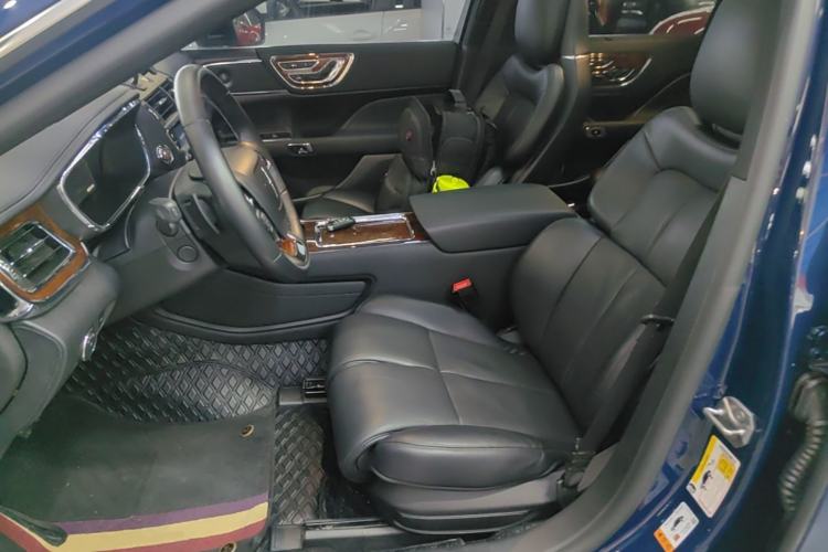 Used Lincoln Continental 2019 2.0T Two-Wheel Drive Prestige Version China VI Standard Left Front Seat
