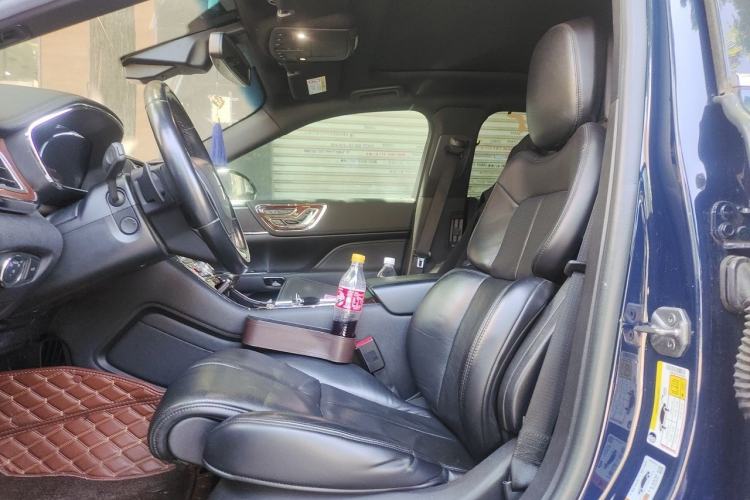 Used Lincoln Continental 2019 2.0T Two-Wheel Drive Prestige Version China VI Standard Left Front Seat