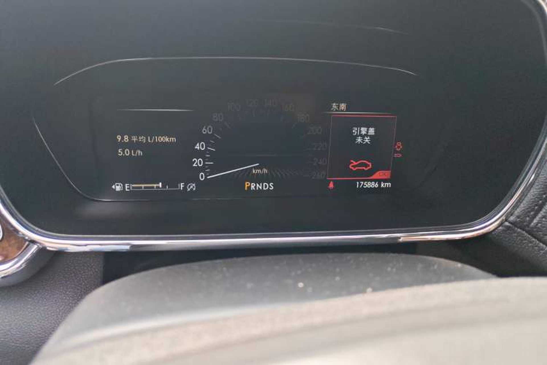 Used Lincoln Continental 2019 2.0T Two-Wheel Drive Prestige Version China VI Standard Odometer Close Up