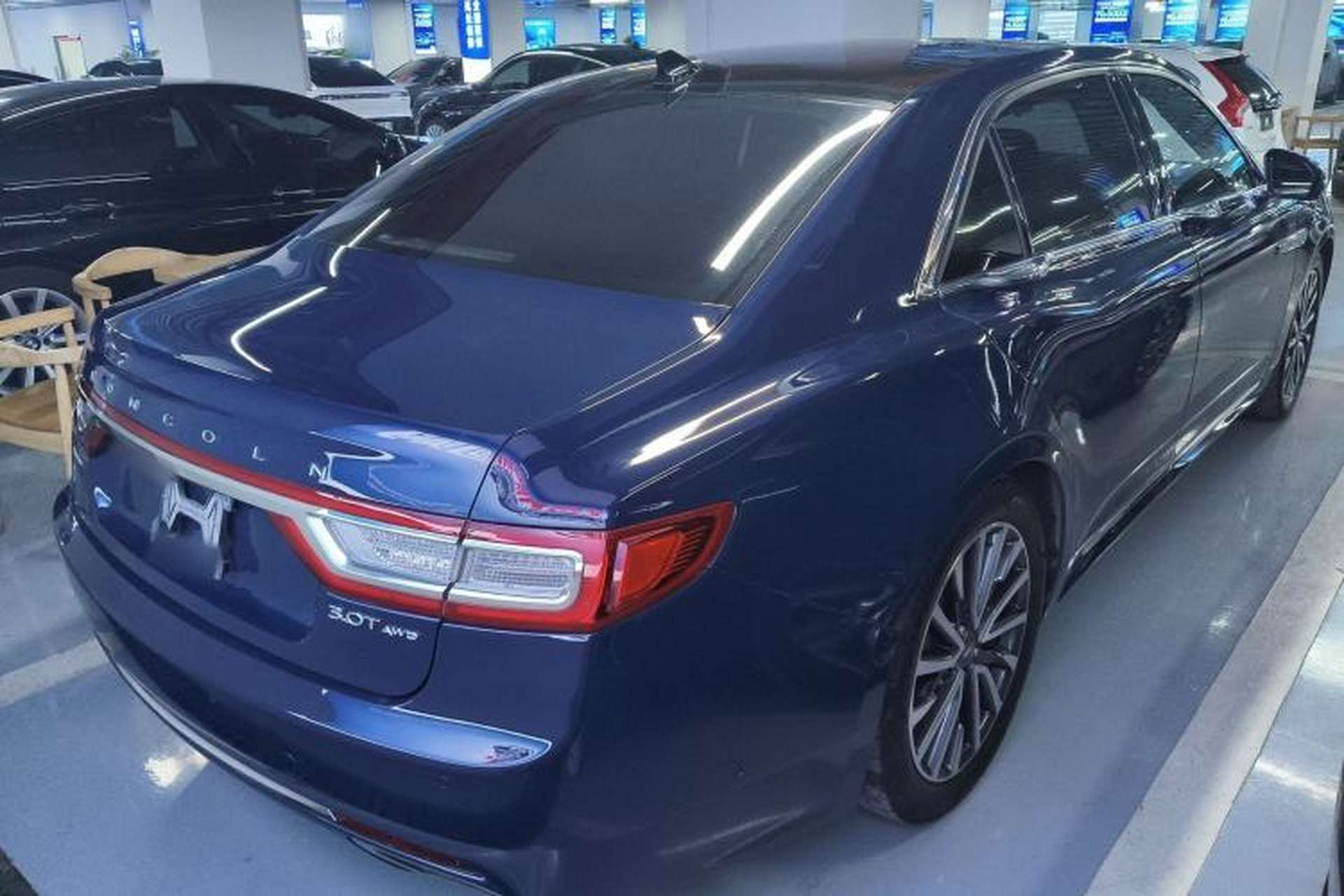 Used Lincoln Continental 2019 2.0T Two-Wheel Drive Prestige Version China VI Standard Rear Right 45 Deg