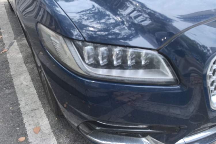 Used Lincoln Continental 2019 2.0T Two-Wheel Drive Prestige Version China VI Standard Right Front Headlight