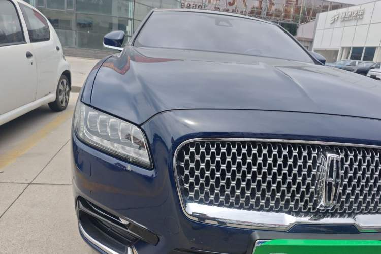 Used Lincoln Continental 2019 2.0T Two-Wheel Drive Prestige Version China VI Standard Right Front Headlight