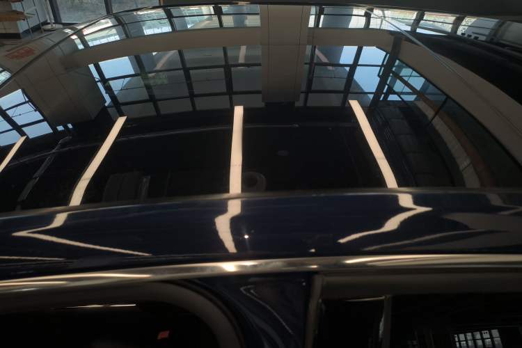 Used Lincoln Continental 2019 2.0T Two-Wheel Drive Prestige Version China VI Standard Roof