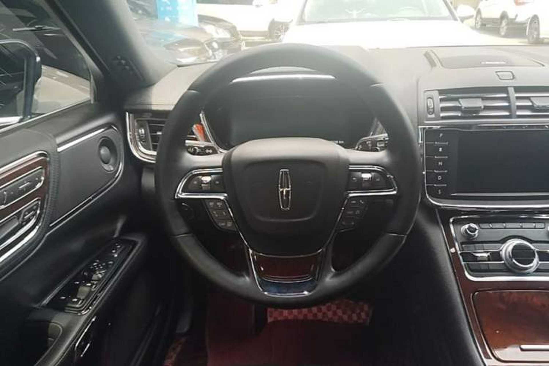 Used Lincoln Continental 2019 2.0T Two-Wheel Drive Prestige Version China VI Standard Steering Wheel
