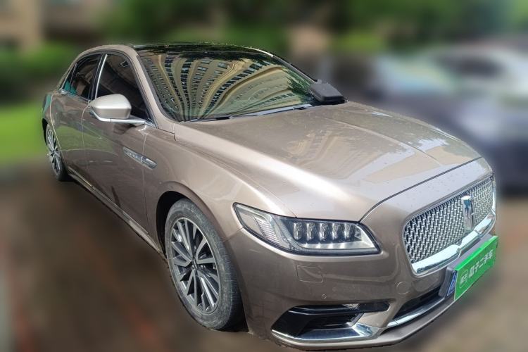 Used Lincoln Continental 2019 2.0T Two-Wheel Drive Luxury Edition China VI Standard Front Right 45 Deg