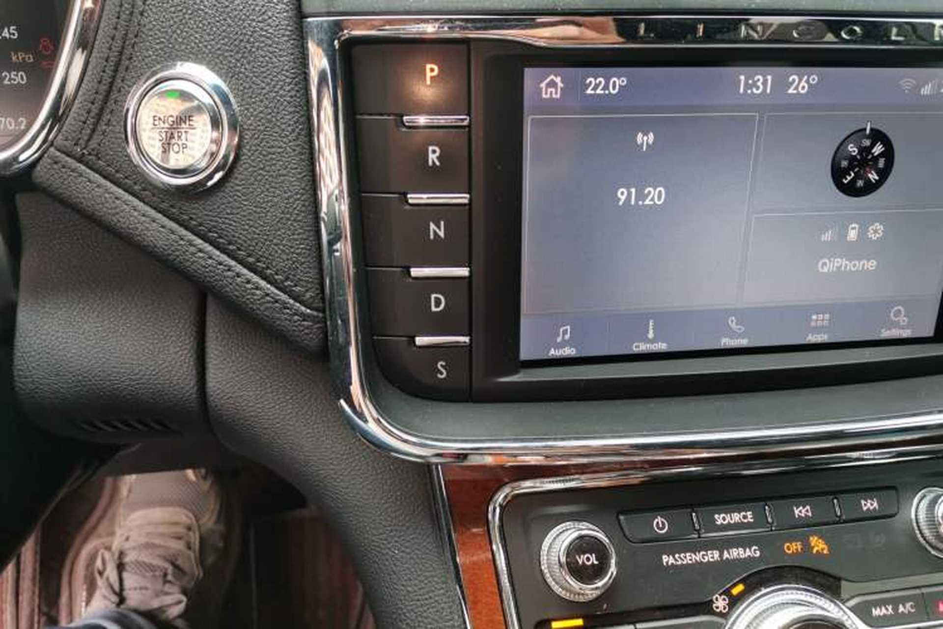 Used Lincoln Continental 2019 2.0T Two-Wheel Drive Luxury Edition China VI Standard Gear Lever