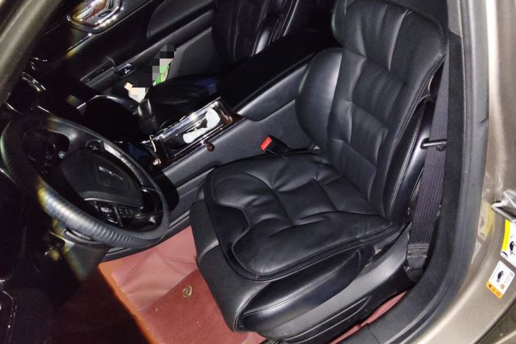 Used Lincoln Continental 2019 2.0T Two-Wheel Drive Luxury Edition China VI Standard Left Front Seat