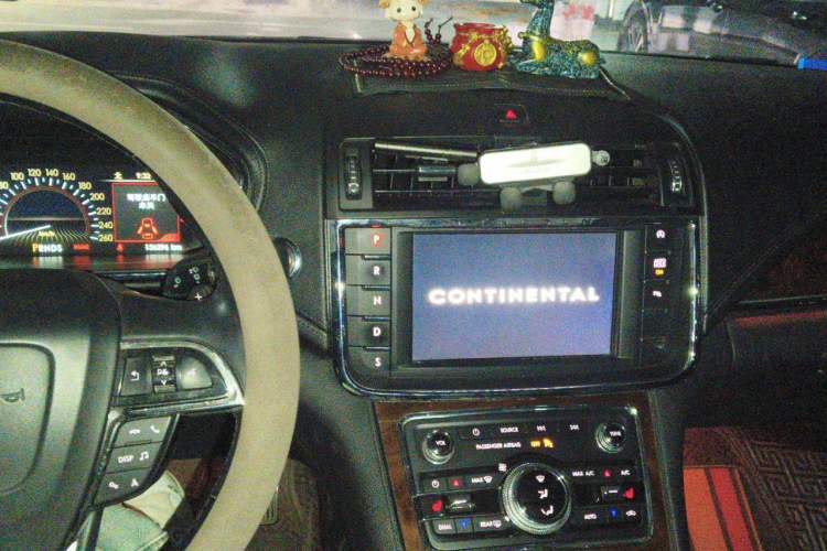 Used Lincoln Continental 2019 2.0T Two-Wheel Drive Luxury Edition China V Standard Audio And AC Panel