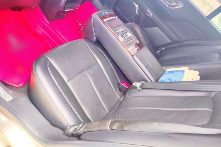 Used Lincoln Continental 2019 2.0T Two-Wheel Drive Luxury Edition China VI Standard Left Rear Seat