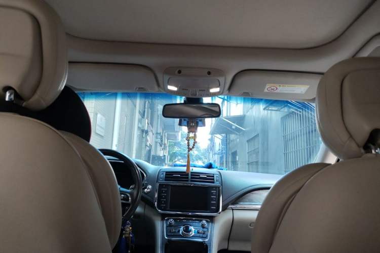 Used Lincoln Continental 2019 2.0T Two-Wheel Drive Luxury Edition China VI Standard Headliner