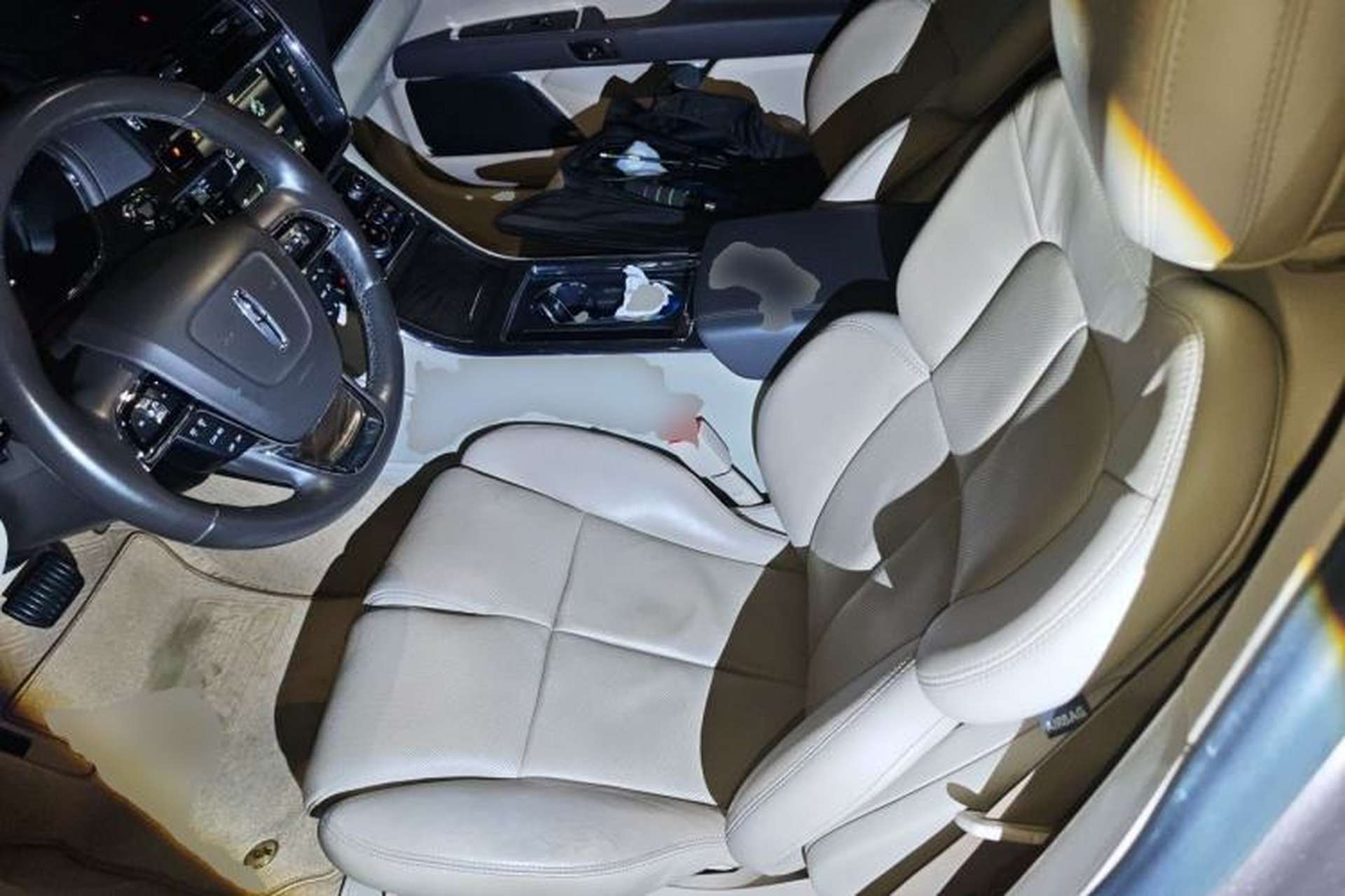 Used Lincoln Continental 2019 2.0T Two-Wheel Drive Luxury Edition China VI Standard Left Front Seat