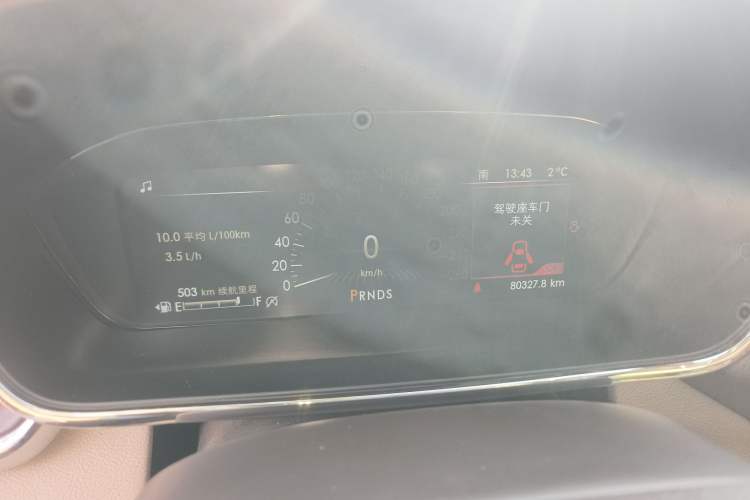 Used Lincoln Continental 2019 2.0T Two-Wheel Drive Luxury Edition China VI Standard Odometer Close Up
