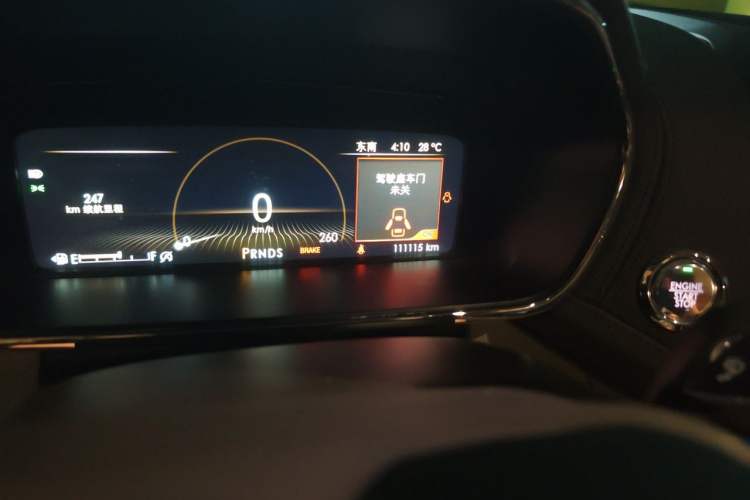 Used Lincoln Continental 2019 2.0T Two-Wheel Drive Luxury Edition China VI Standard Odometer Close Up