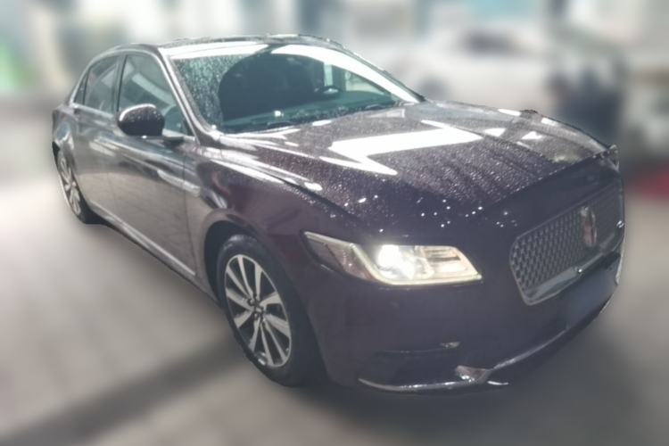 Used Lincoln Continental 2019 2.0T Two-Wheel Drive Luxury Edition China VI Standard Front Right 45 Deg