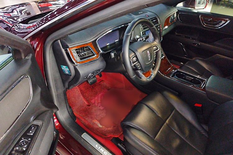 Used Lincoln Continental 2019 2.0T Two-Wheel Drive Luxury Edition China VI Standard Driver Seat