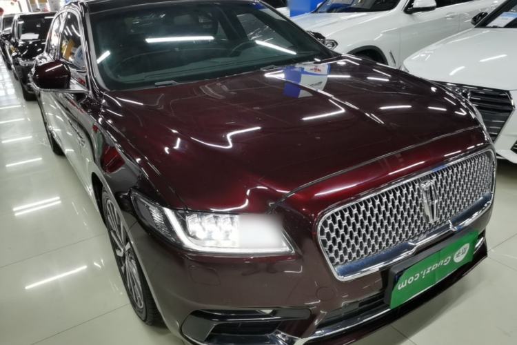 Used Lincoln Continental 2019 2.0T Two-Wheel Drive Luxury Edition China VI Standard Front Right 45 Deg