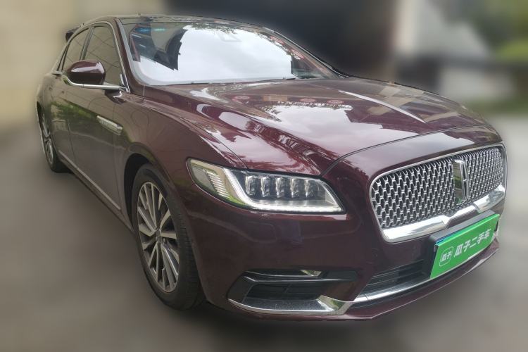Used Lincoln Continental 2019 2.0T Two-Wheel Drive Prestige Version China VI Standard Front Right 45 Deg