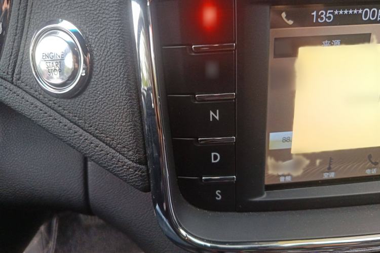 Used Lincoln Continental 2019 2.0T Two-Wheel Drive Prestige Version China VI Standard Gear Lever