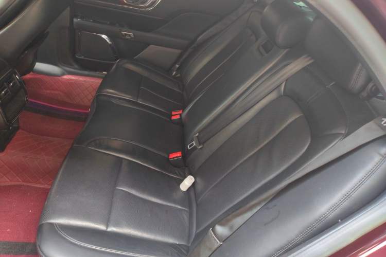 Used Lincoln Continental 2019 2.0T Two-Wheel Drive Luxury Edition China VI Standard Interior 4