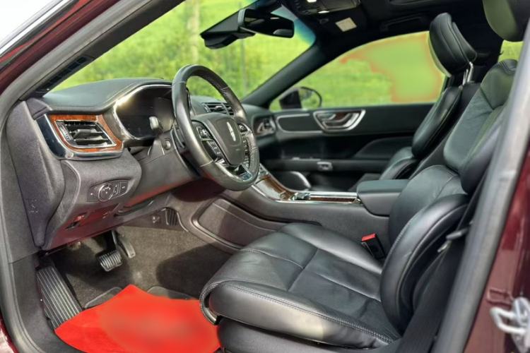 Used Lincoln Continental 2019 2.0T Two-Wheel Drive Luxury Edition China VI Standard Left Front Seat