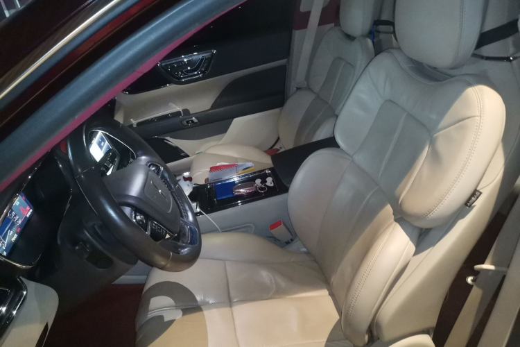 Used Lincoln Continental 2019 2.0T Two-Wheel Drive Prestige Version China VI Standard Left Front Seat