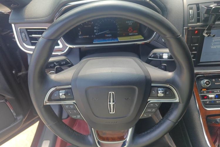 Used Lincoln Continental 2019 2.0T Two-Wheel Drive Prestige Version China VI Standard Steering Wheel